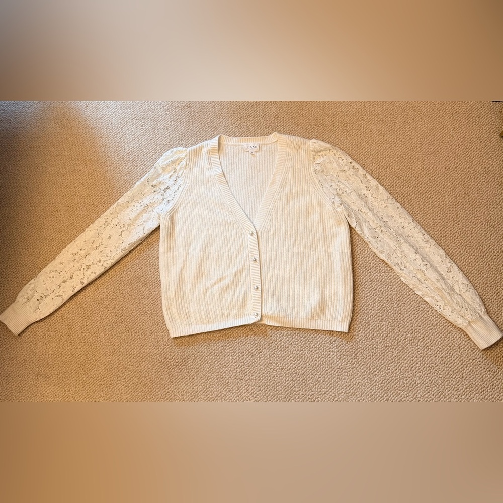 CAMI NYC Cream Knit Cardigan with Lace Sleeves – Size M